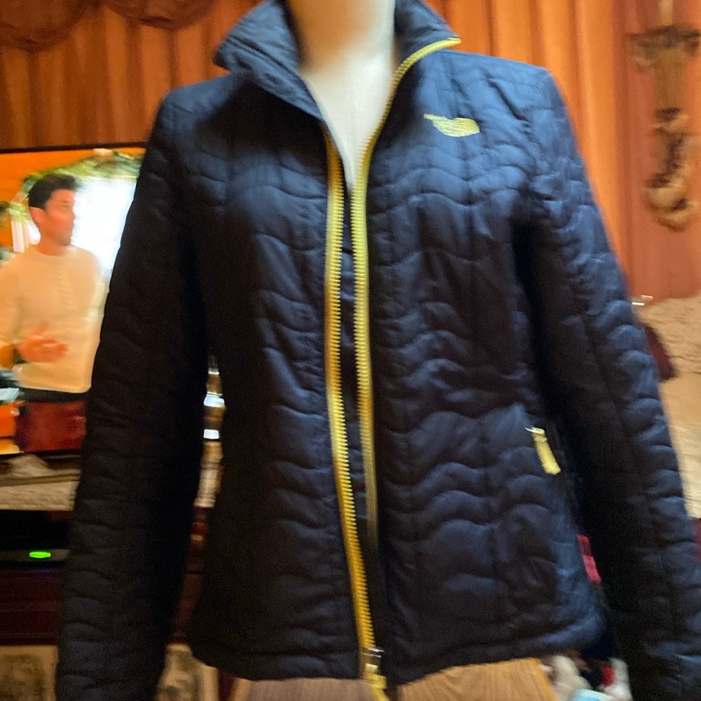 Juniors med north face short jacket